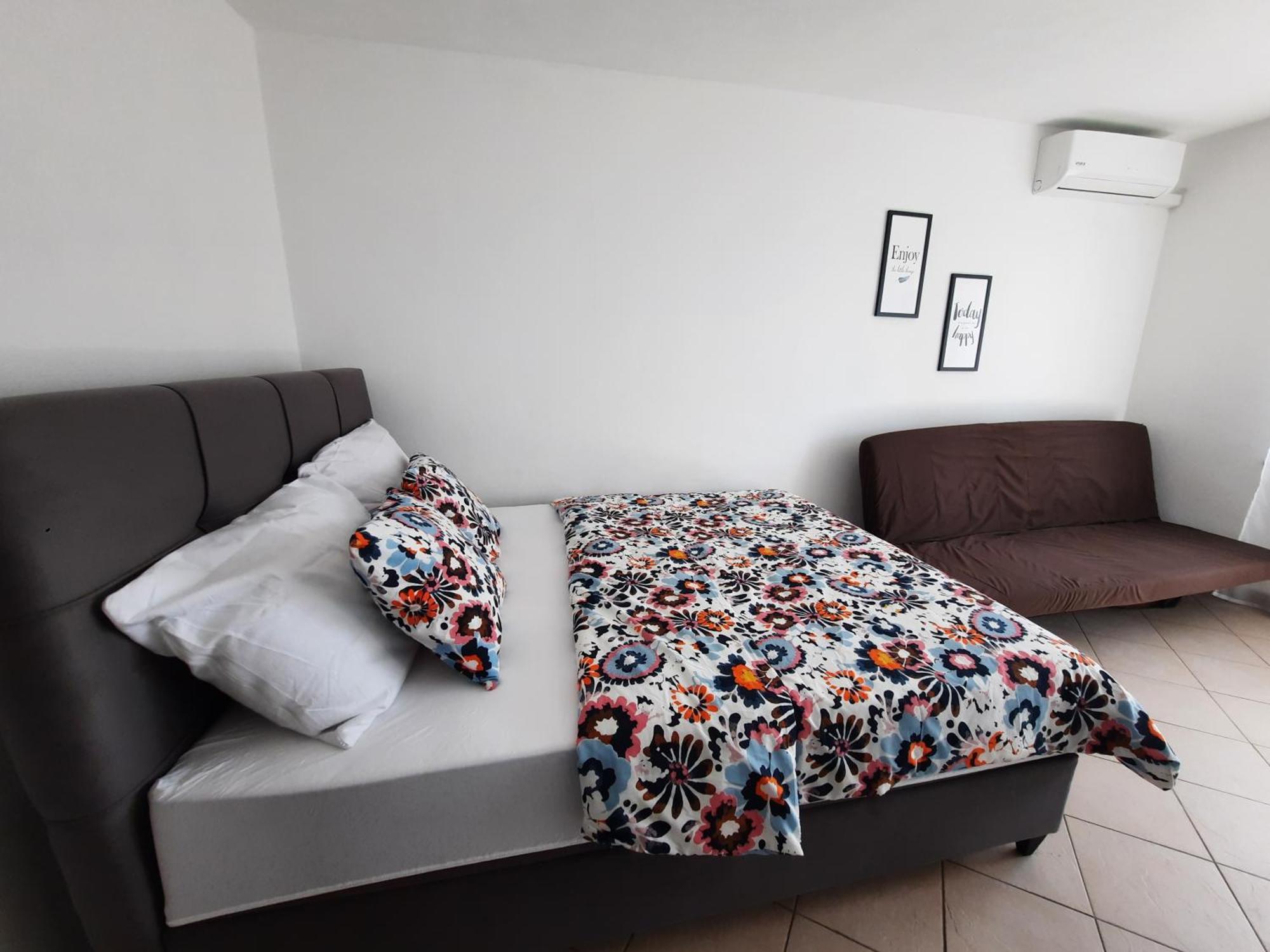 Apartments With Sea View Drvenik Makarska Riviera Kültér fotó